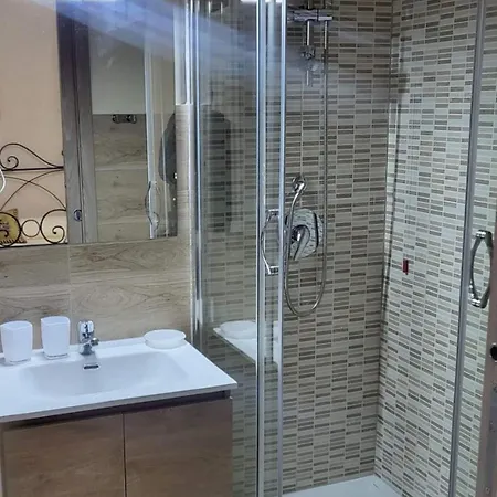 Maison Manni' Bed & Breakfast 4*