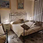 Bed and breakfast Maison Manni' 4*