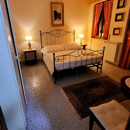 Bed & Breakfast Maison Manni' 4*